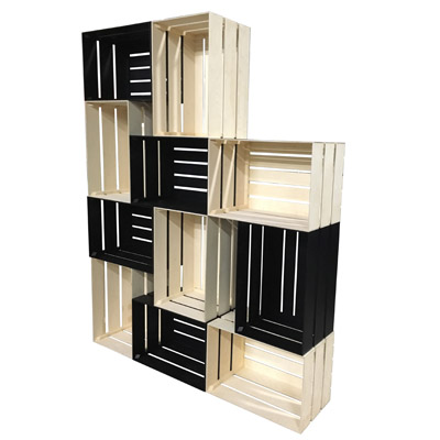 Regal aus Kisten Weinkisten lackiert